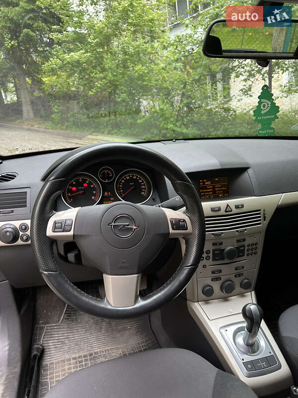 Хетчбек Opel Astra 2008 в Львові