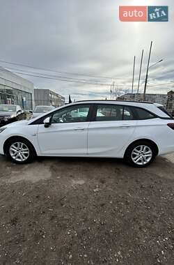 Универсал Opel Astra 2018 в 