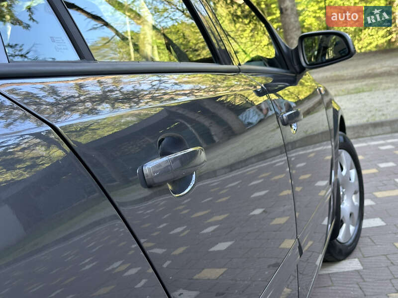 Універсал Opel Astra 2009 в Дрогобичі