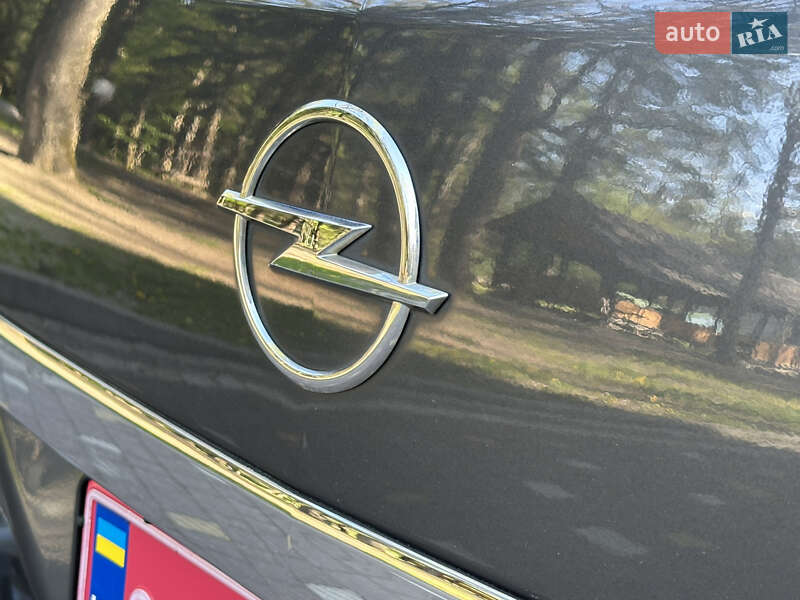 Універсал Opel Astra 2009 в Дрогобичі