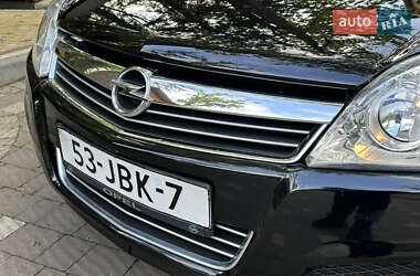 Универсал Opel Astra 2009 в 