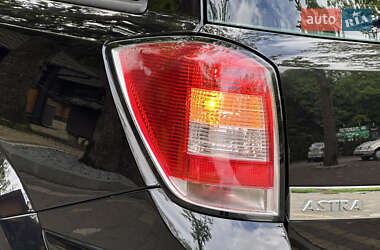 Универсал Opel Astra 2009 в 