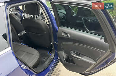 Універсал Opel Astra 2011 в 