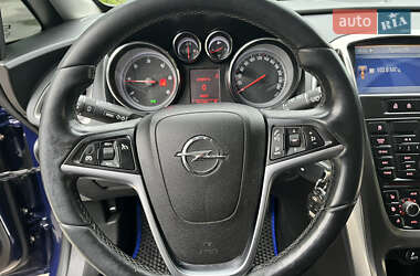Універсал Opel Astra 2011 в 