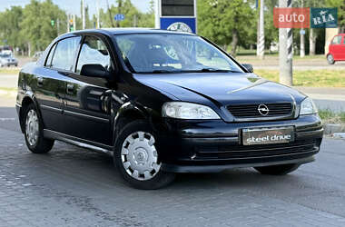 Седан Opel Astra 2006 в Миколаєві