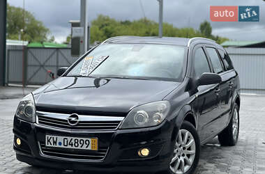 Универсал Opel Astra 2009 в Тернополе
