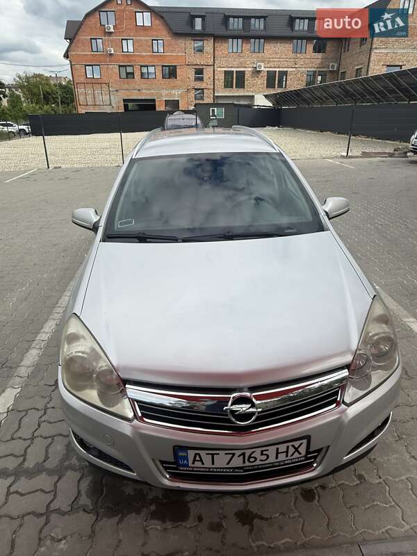 Универсал Opel Astra 2008 в 