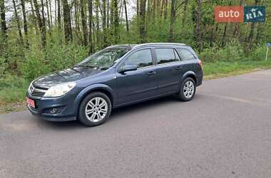 Універсал Opel Astra 2008 в Цумані
