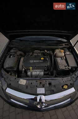 Универсал Opel Astra 2008 в 