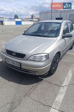 Седан Opel Astra 2007 в Киеве