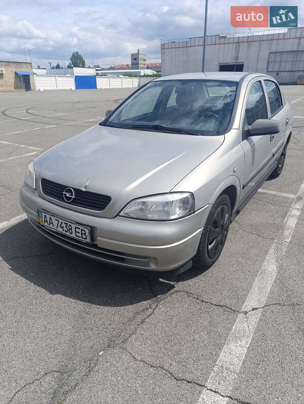 Opel Astra 2007