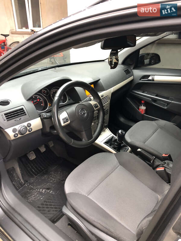 Универсал Opel Astra 2008 в Тернополе