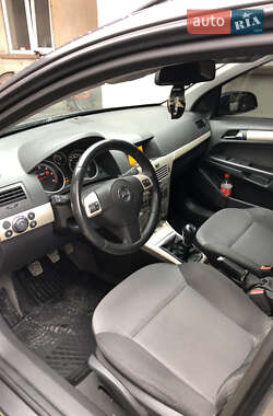 Универсал Opel Astra 2008 в 