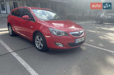 Універсал Opel Astra 2010 в Нікополі