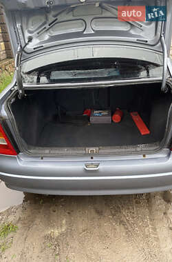 Седан Opel Astra 2008 в 