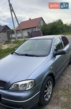 Седан Opel Astra 2008 в 