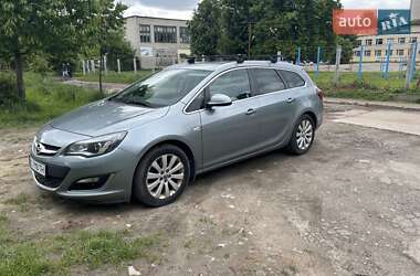 Универсал Opel Astra 2012 в Львове