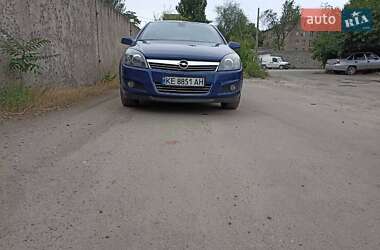 Хэтчбек Opel Astra 2008 в Кривом Роге