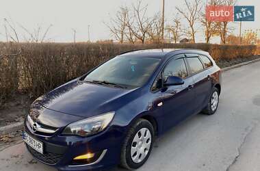 Универсал Opel Astra 2012 в 