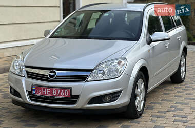 Универсал Opel Astra 2009 в Могилев-Подольске