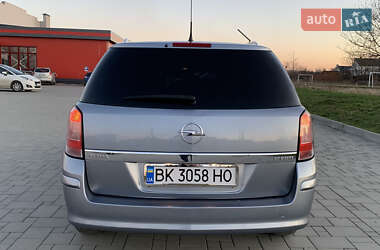Универсал Opel Astra 2008 в 