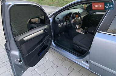 Универсал Opel Astra 2008 в 