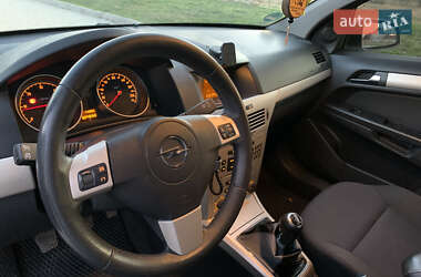 Универсал Opel Astra 2008 в 