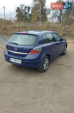 Хетчбек Opel Astra 2007 в Рівному