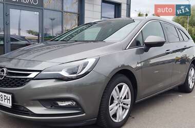 Универсал Opel Astra 2016 в Киеве