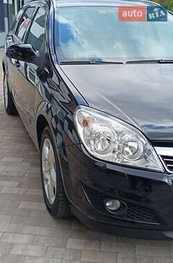 Універсал Opel Astra 2007 в 