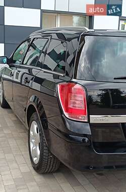 Універсал Opel Astra 2007 в 