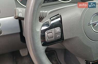 Універсал Opel Astra 2007 в 