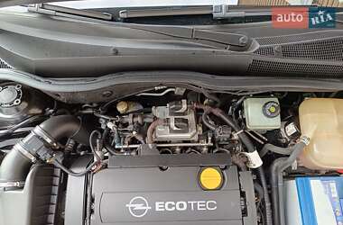 Універсал Opel Astra 2007 в 