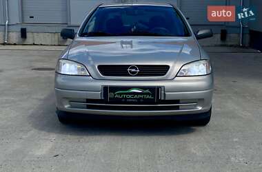 Седан Opel Astra 2008 в 