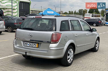 Универсал Opel Astra 2006 в 