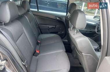 Универсал Opel Astra 2009 в 