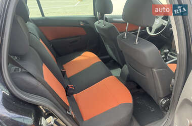 Универсал Opel Astra 2006 в 