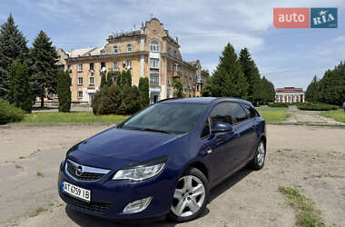 Универсал Opel Astra 2011 в Кривом Роге