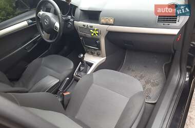Универсал Opel Astra 2008 в 