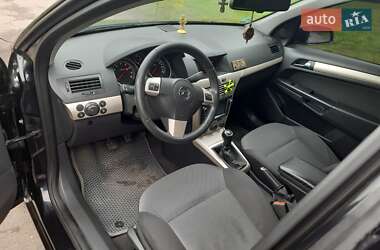 Универсал Opel Astra 2008 в 