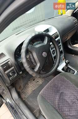 Седан Opel Astra 2006 в 