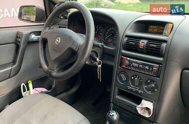 Седан Opel Astra 2007 в 