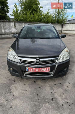Универсал Opel Astra 2009 в 
