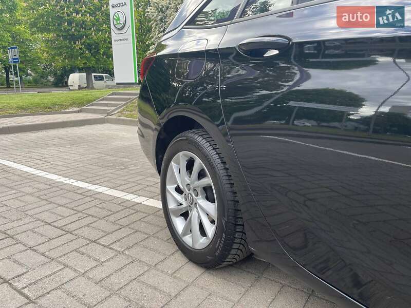 Універсал Opel Astra 2020 в Луцьку