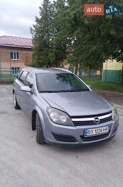 Универсал Opel Astra 2006 в Изяславе