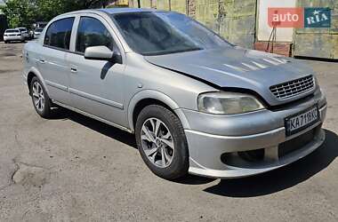 Седан Opel Astra 2005 в Києві