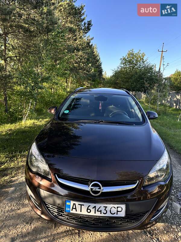 Універсал Opel Astra 2013 в Рожнятові