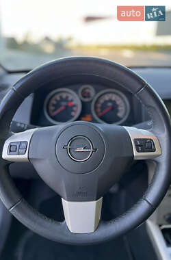 Універсал Opel Astra 2008 в 