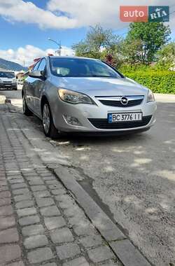 Седан Opel Astra 2009 в Сколе