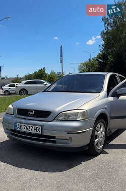 Хэтчбек Opel Astra 2001 в Виннице